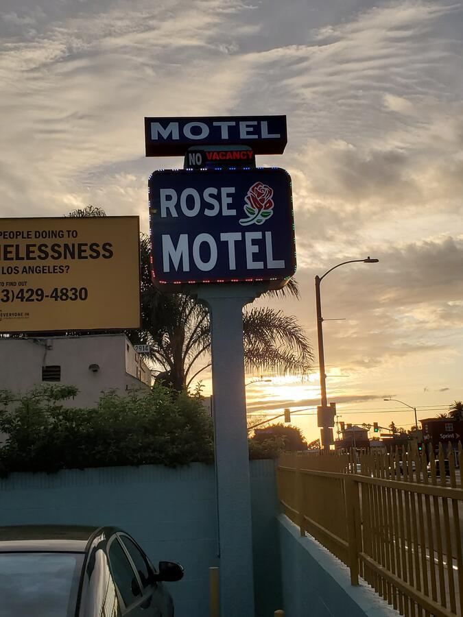 ROSE MOTEL — photo 1
