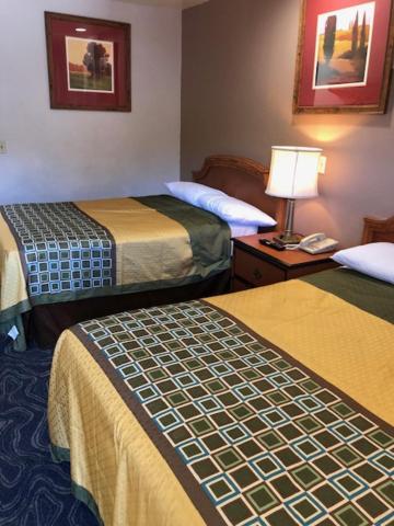 Travis Lodge Motel 16 — photo 1