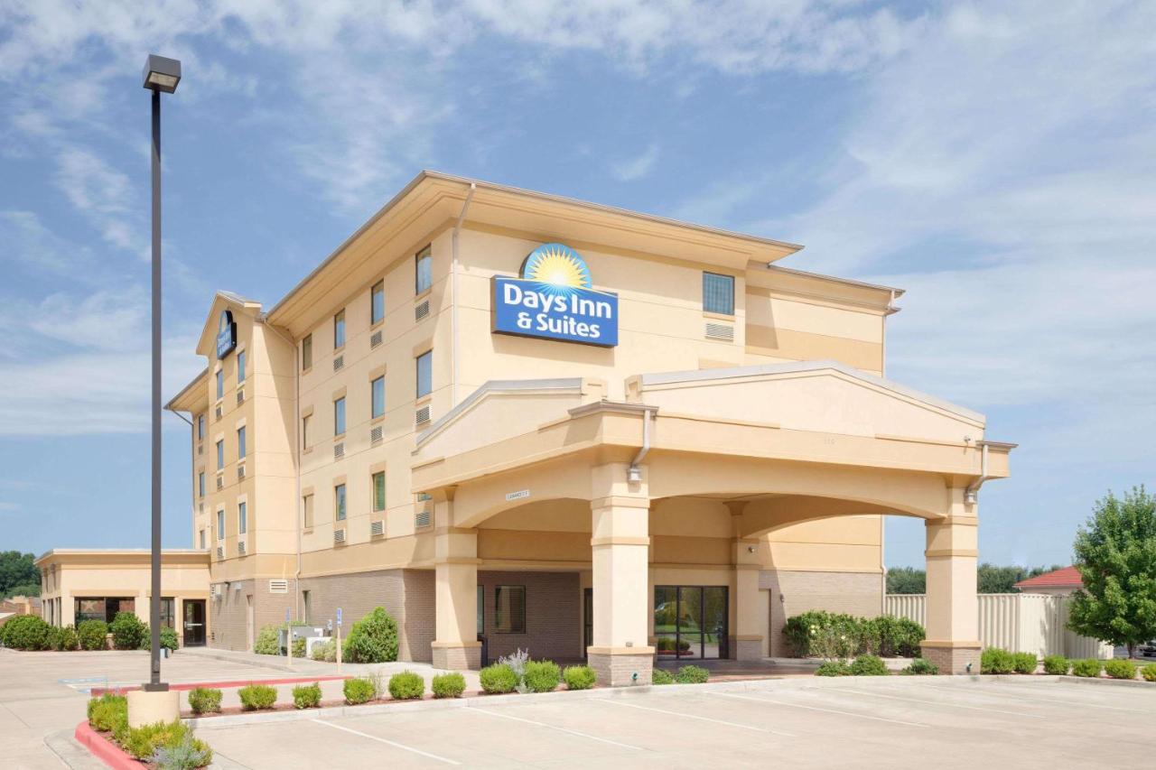 Executive Inn — photo 1