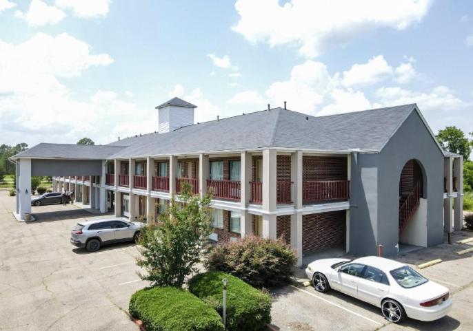 Mississippi Hotel — photo 1