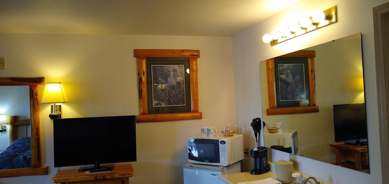 Ponderosa Motel — photo 1