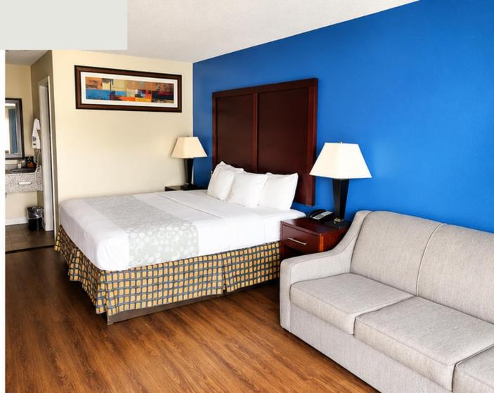 South Manor Motel — photo 1