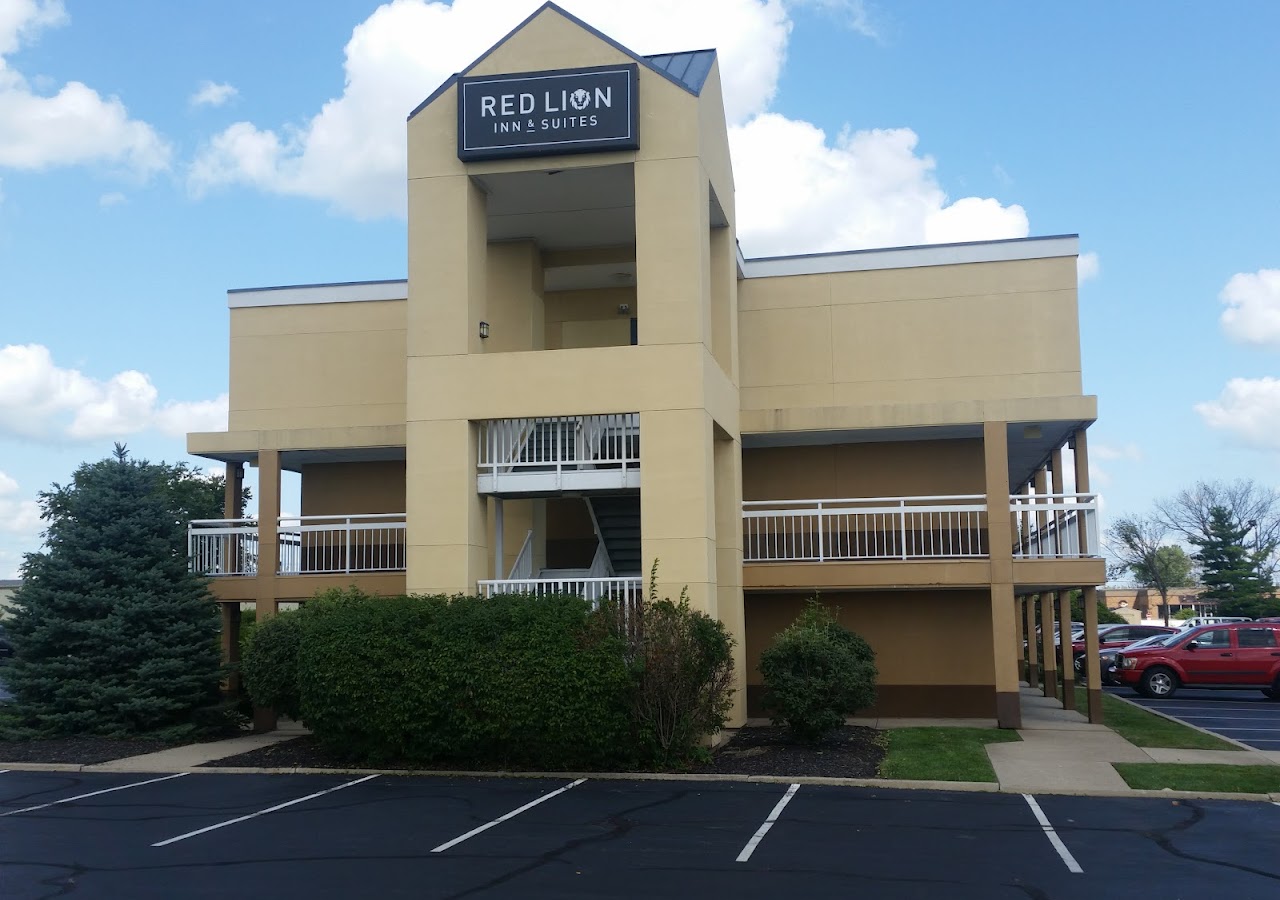 Red Lion Inn & Suites Dayton Airport — photo 1