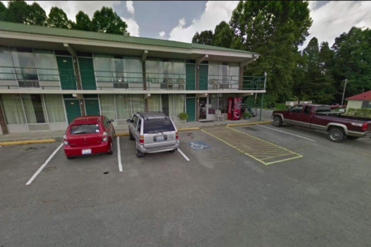 Parkland Motel — photo 1