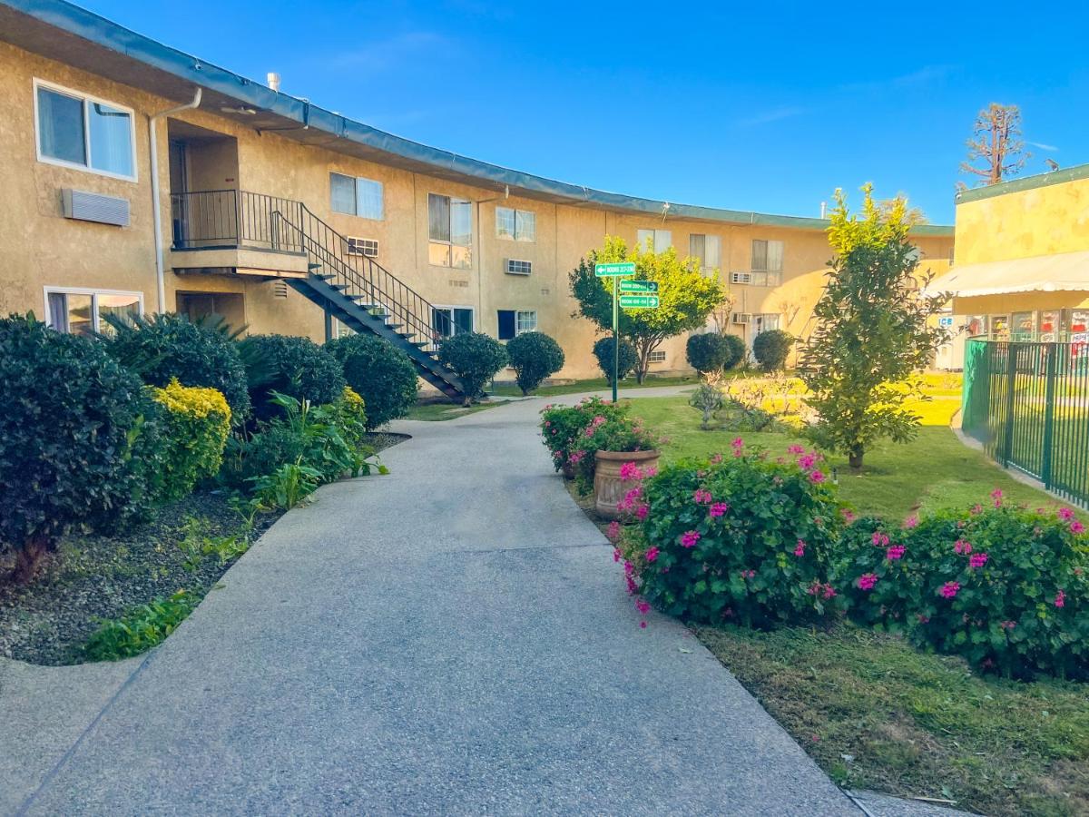 Sepulveda Inn Motel — photo 1