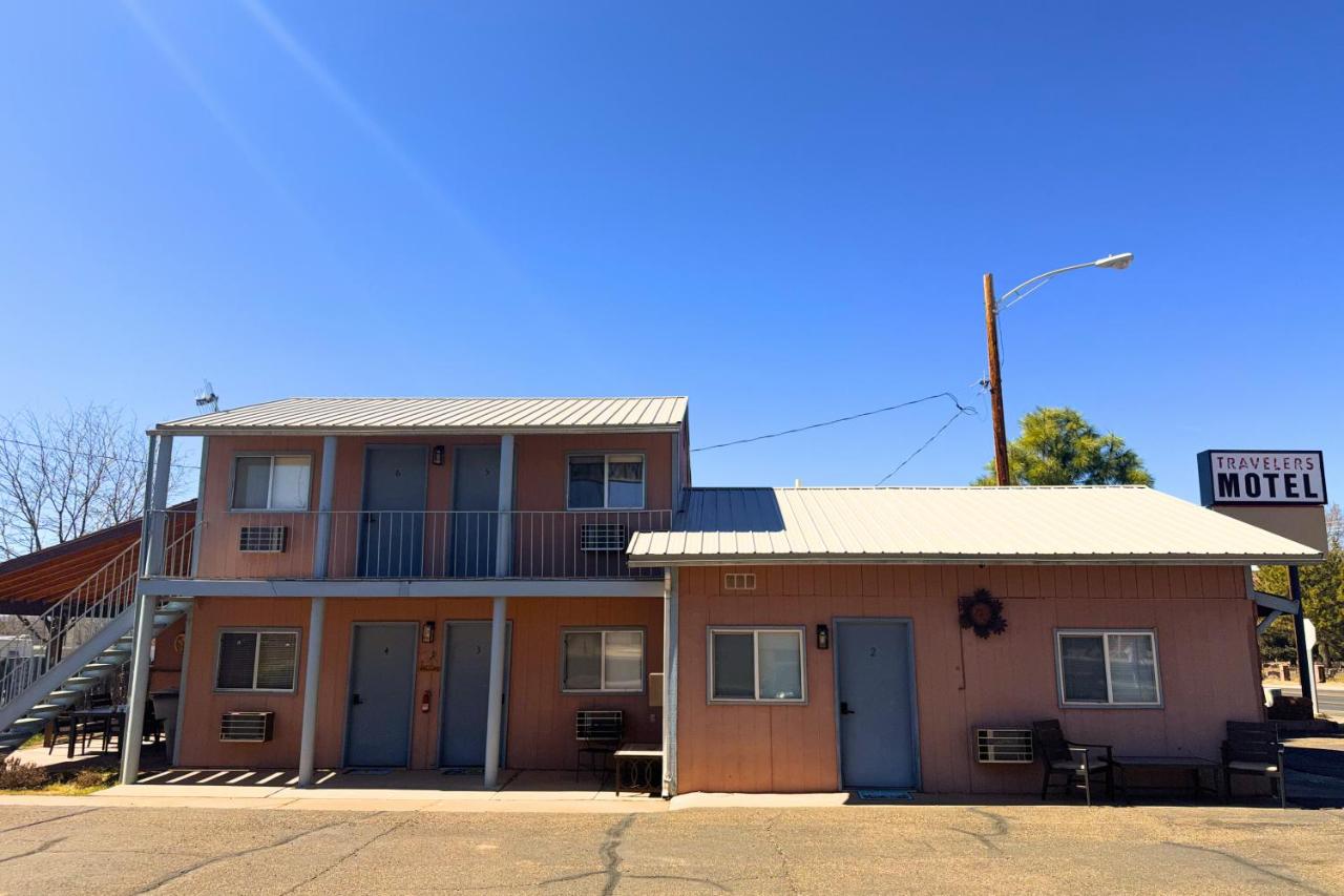 Travelers Motel — photo 1