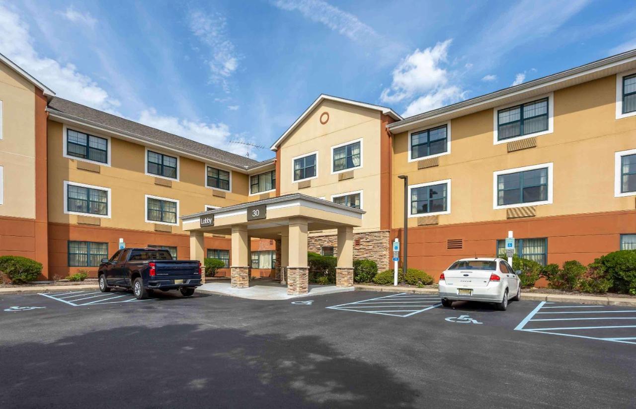Extended Stay America Suites — photo 1