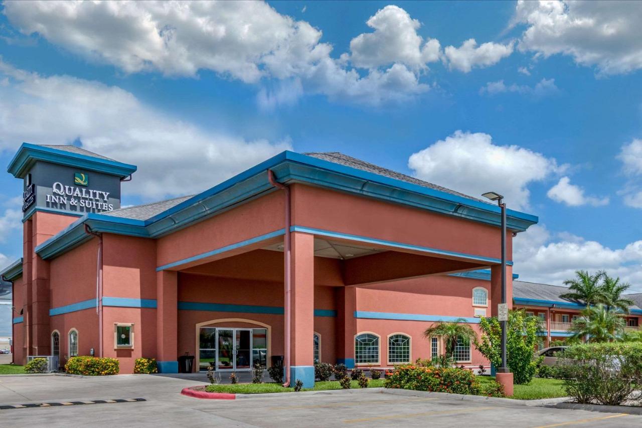 Quality Inn & Suites at The Outlets Mercedes-Weslaco — photo 1