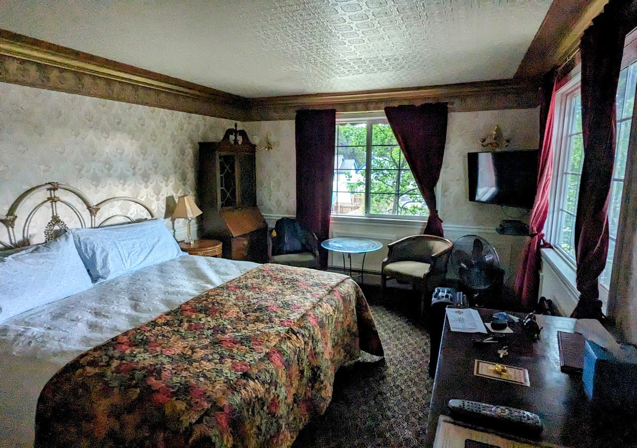 Rivertree Lodge — photo 2