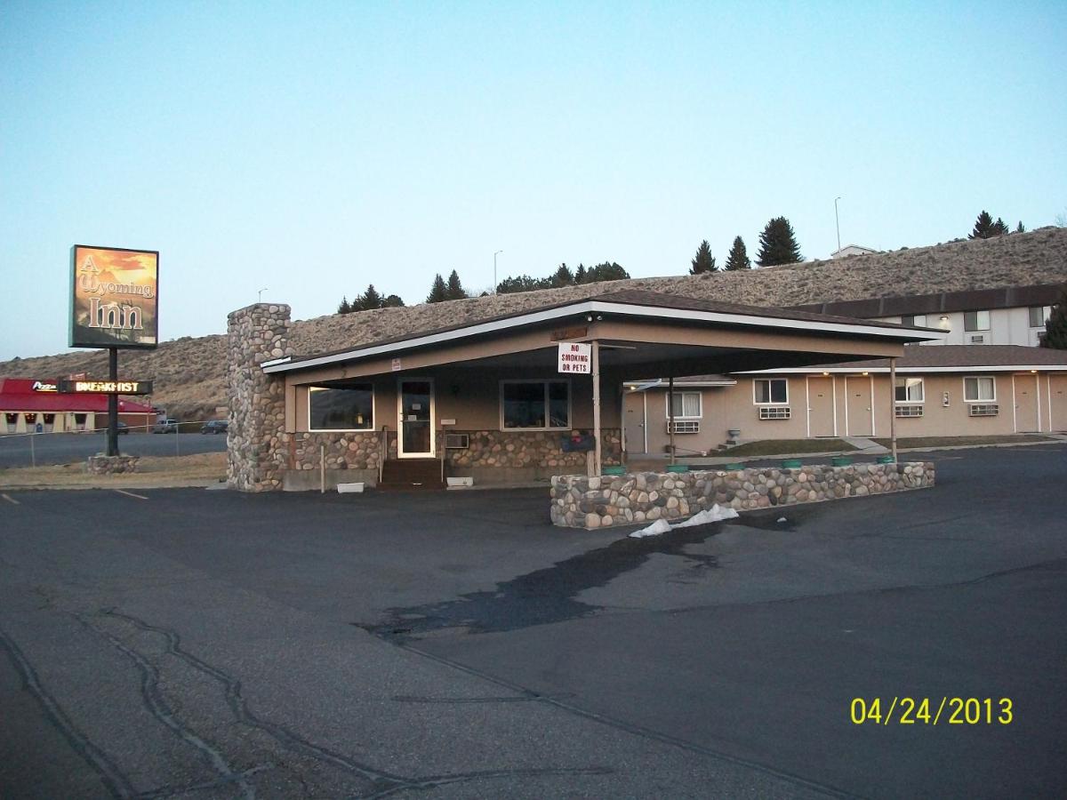 A Wyoming Inn — photo 1