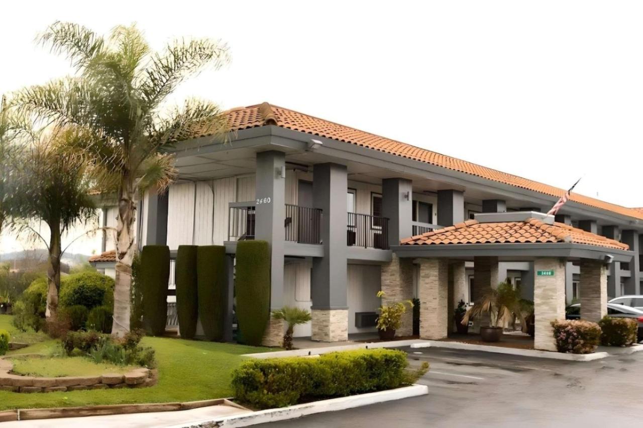 Rodeway Inn San Jose HWY-101 Tully Rd Exit — photo 1