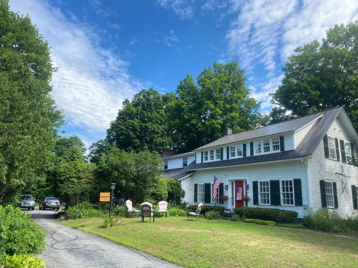 Doyles Guest House — photo 1