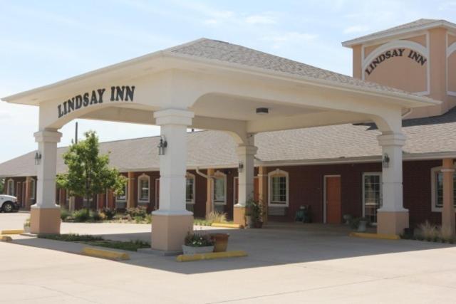 Lindsay Inn — photo 1