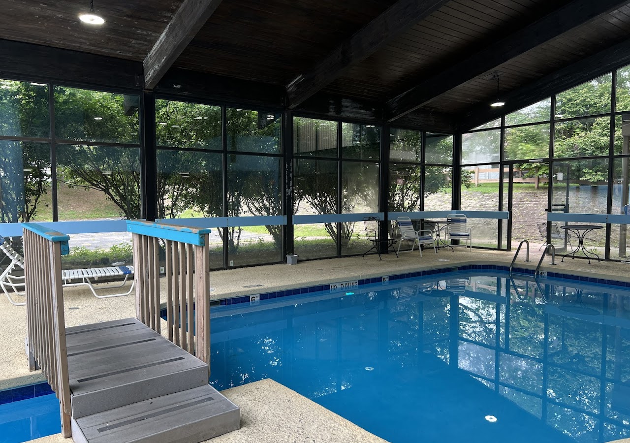 Pine Lake Resort & Banquets — photo 3
