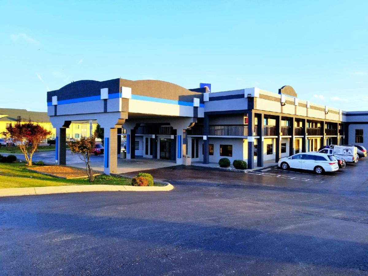 Gateway Inn — photo 1