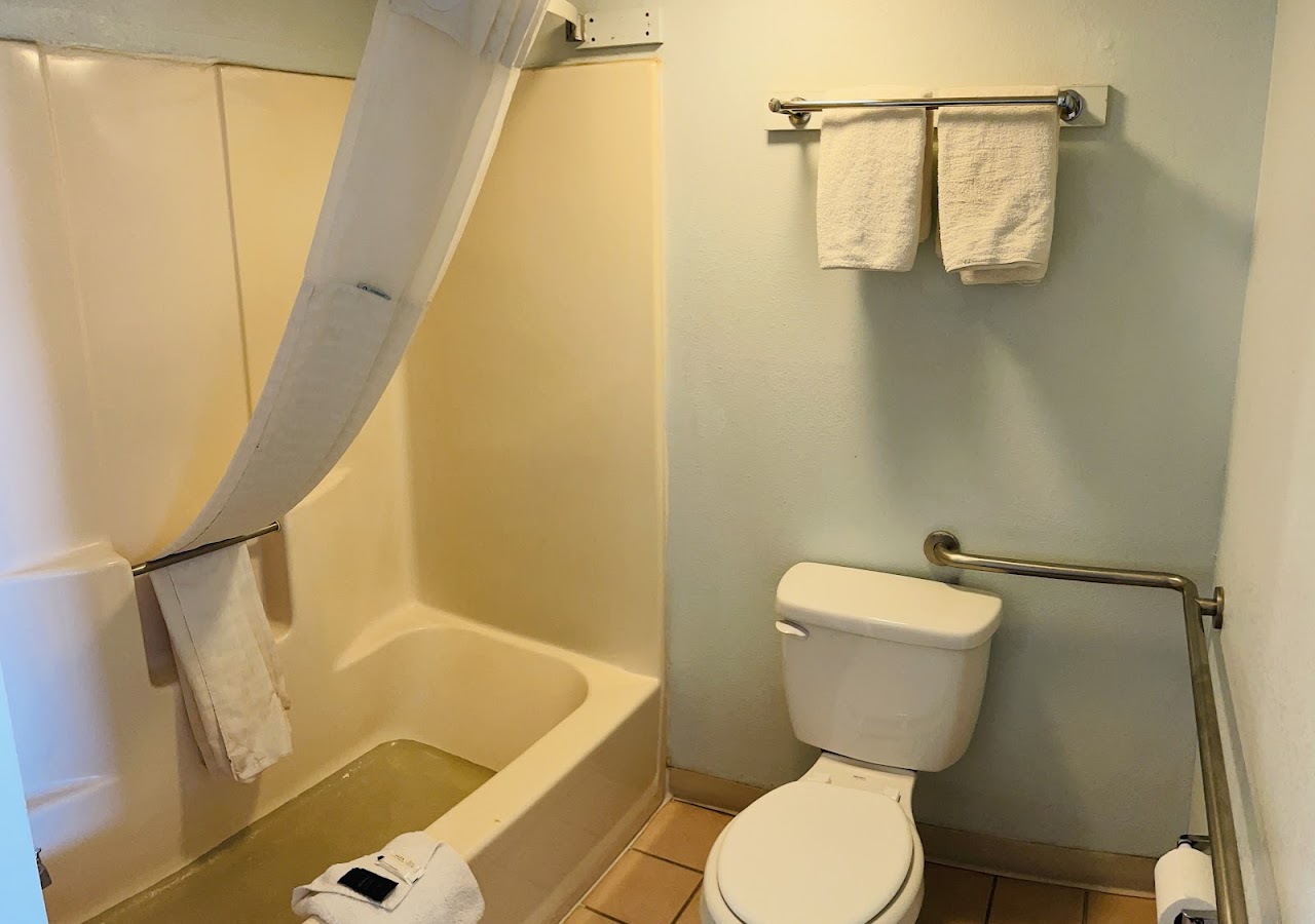 Executive Inn Muskogee — photo 3