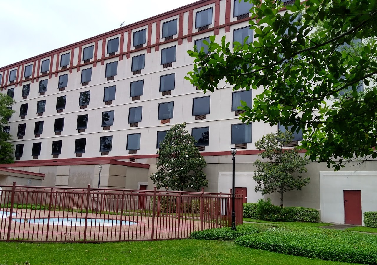Signature Hotel — photo 1