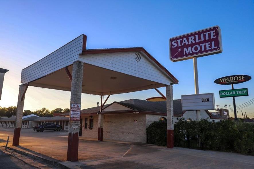 Starlite Motel — photo 1