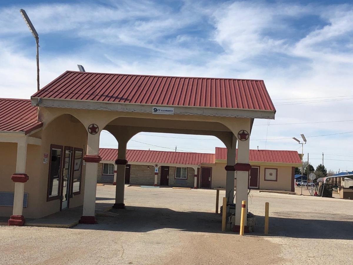 Executive Inn — photo 1