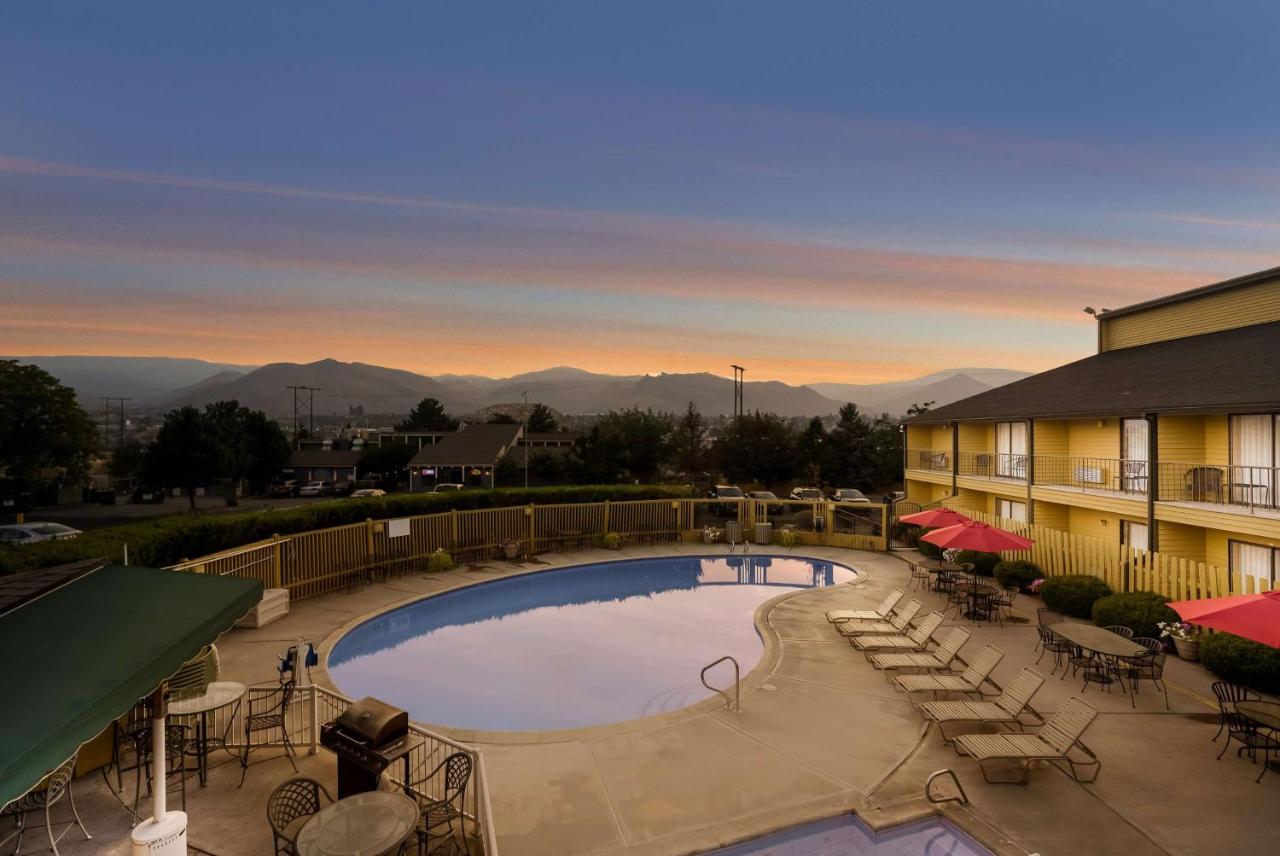 SureStay Hotel by Best Western Wenatchee — photo 1