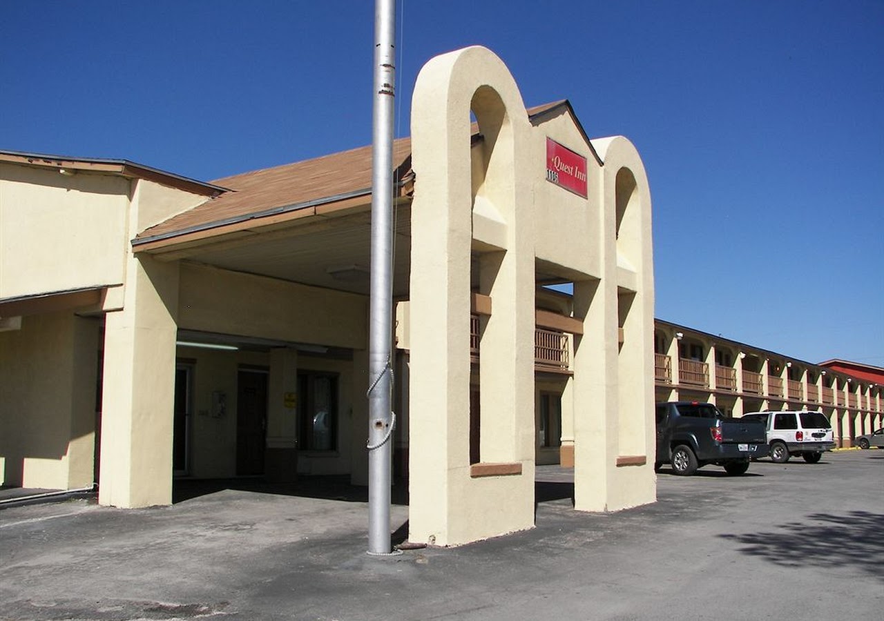 Quest Inn — photo 1