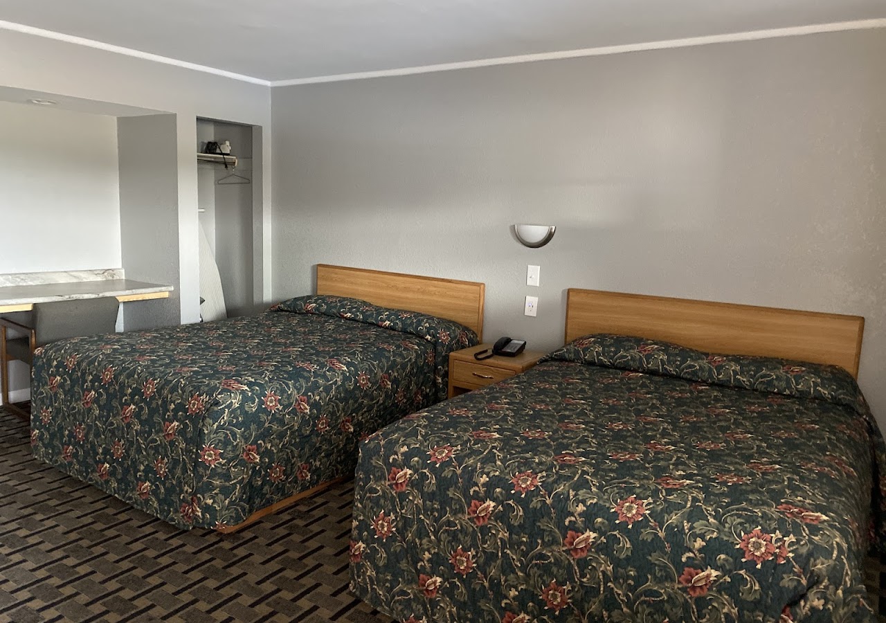 Economy Inn Motel — photo 2
