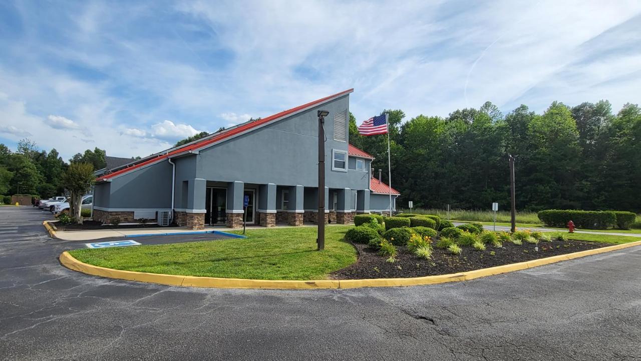 Stonewood Inn & Suites of Carrollton - Smithfield — photo 1