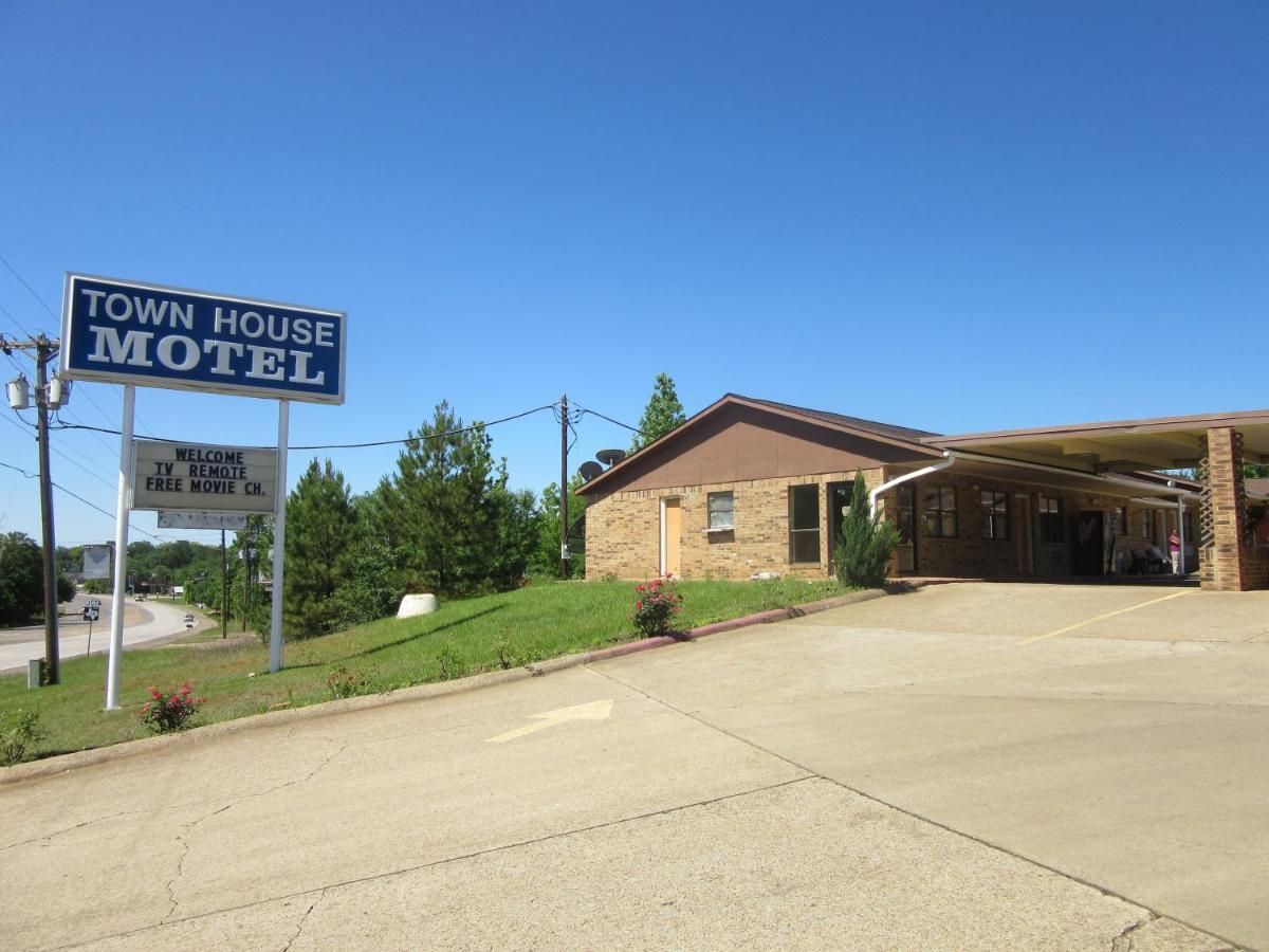 Town House Motel — photo 1