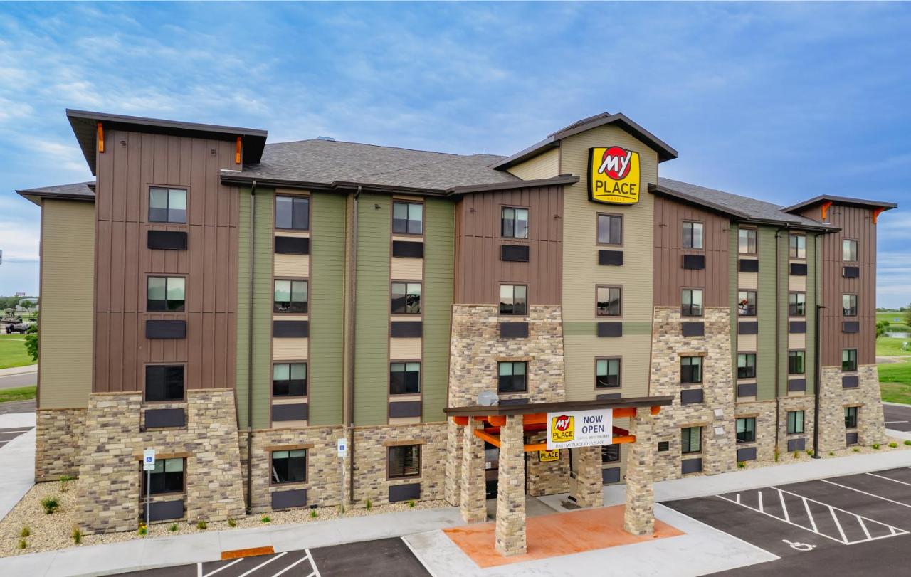 My Place Hotel-Mitchell, SD — photo 1