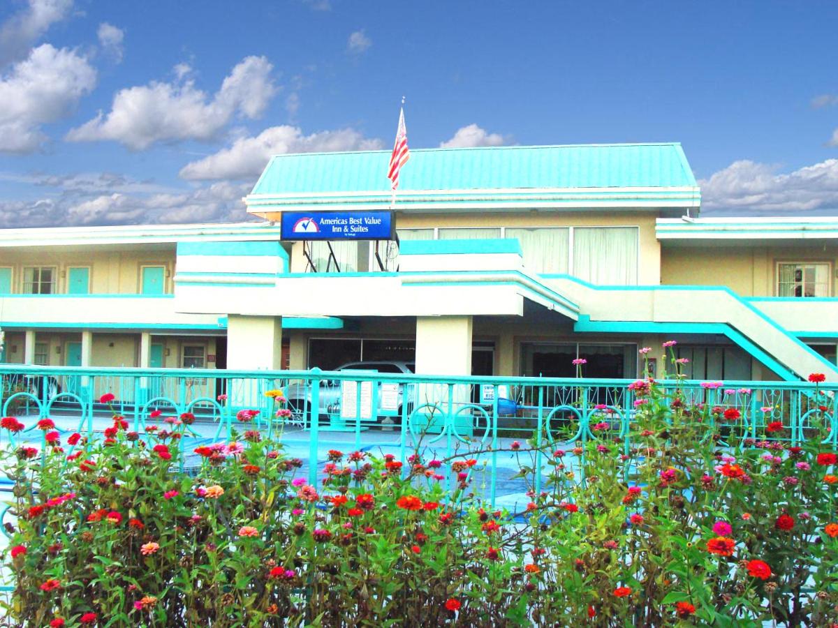 Hillcrest Restaurant & Motel — photo 1