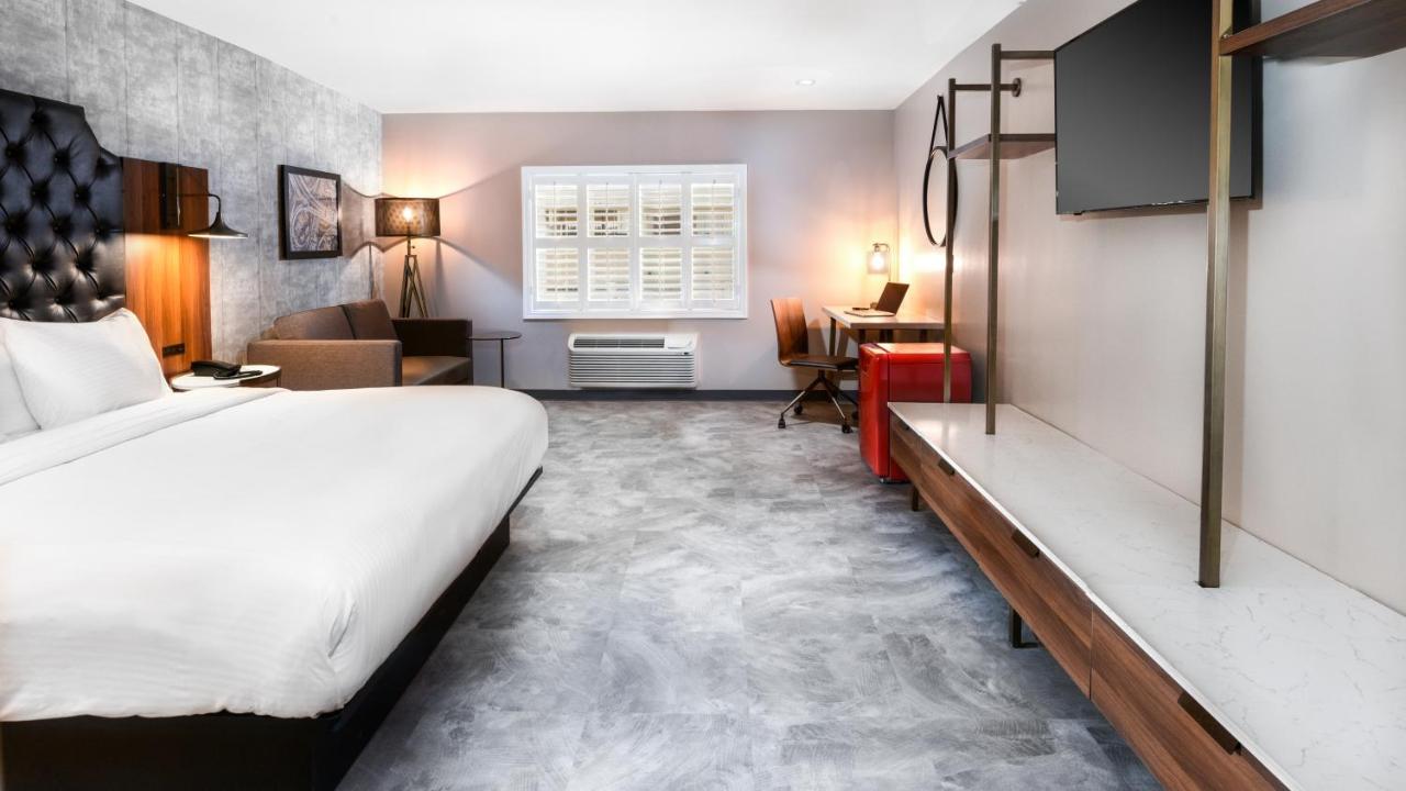 Hollywood Inn Suites Hotel, Los Angeles — photo 1