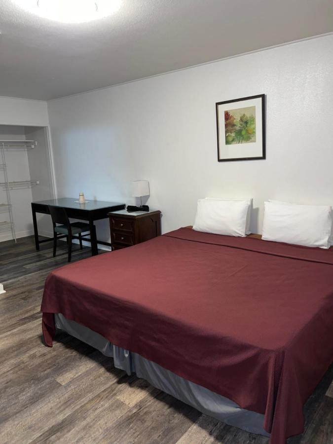Tip-Top Motel — photo 1