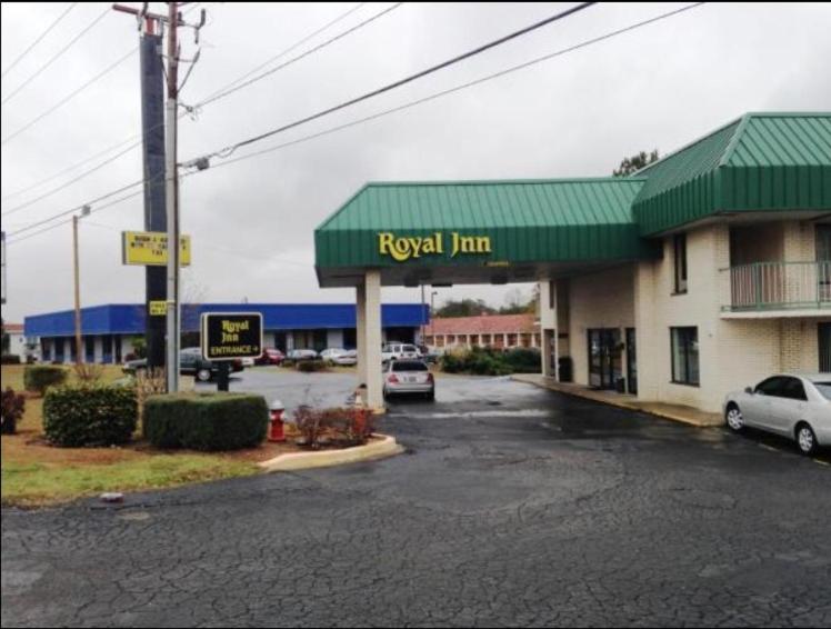 Royal Inn — photo 1