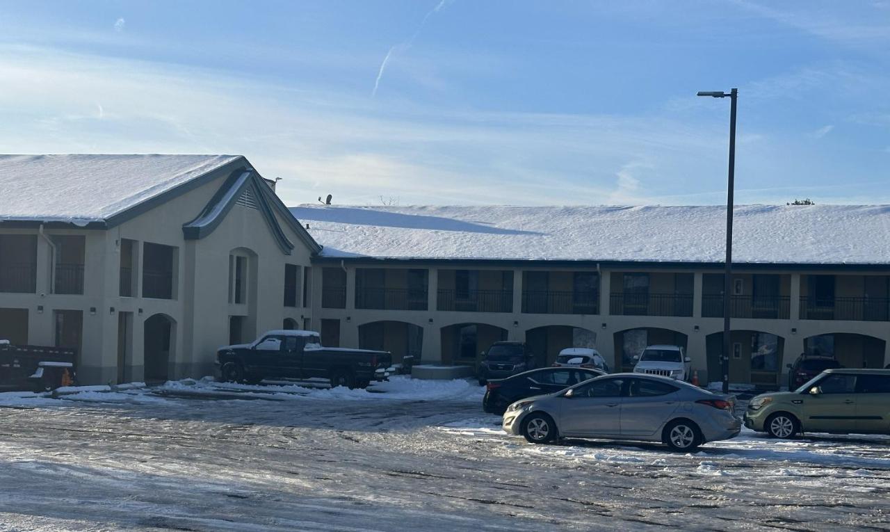 Red Roof Inn Media, PA — photo 1