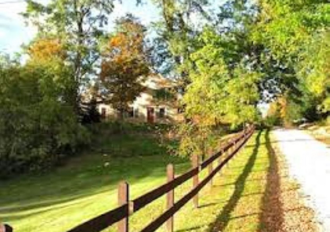 The Inn at Neshobe River — photo 2