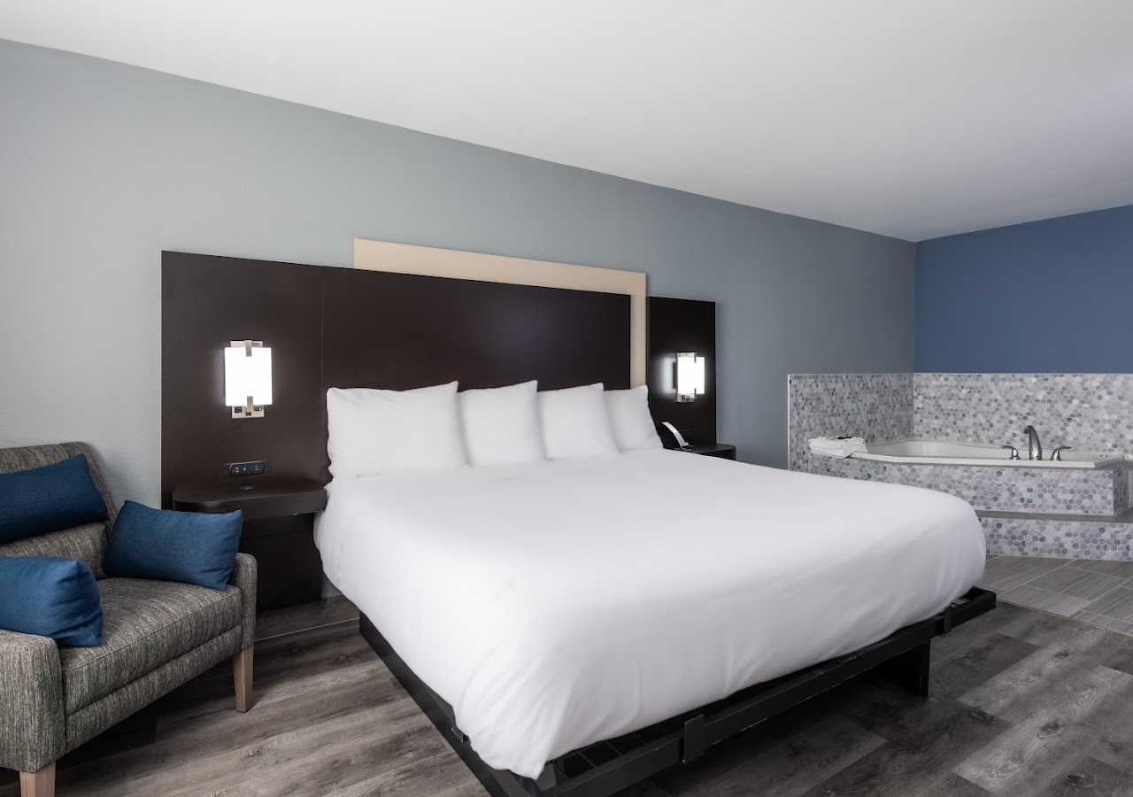 Country Hearth Inn and Suites — photo 2