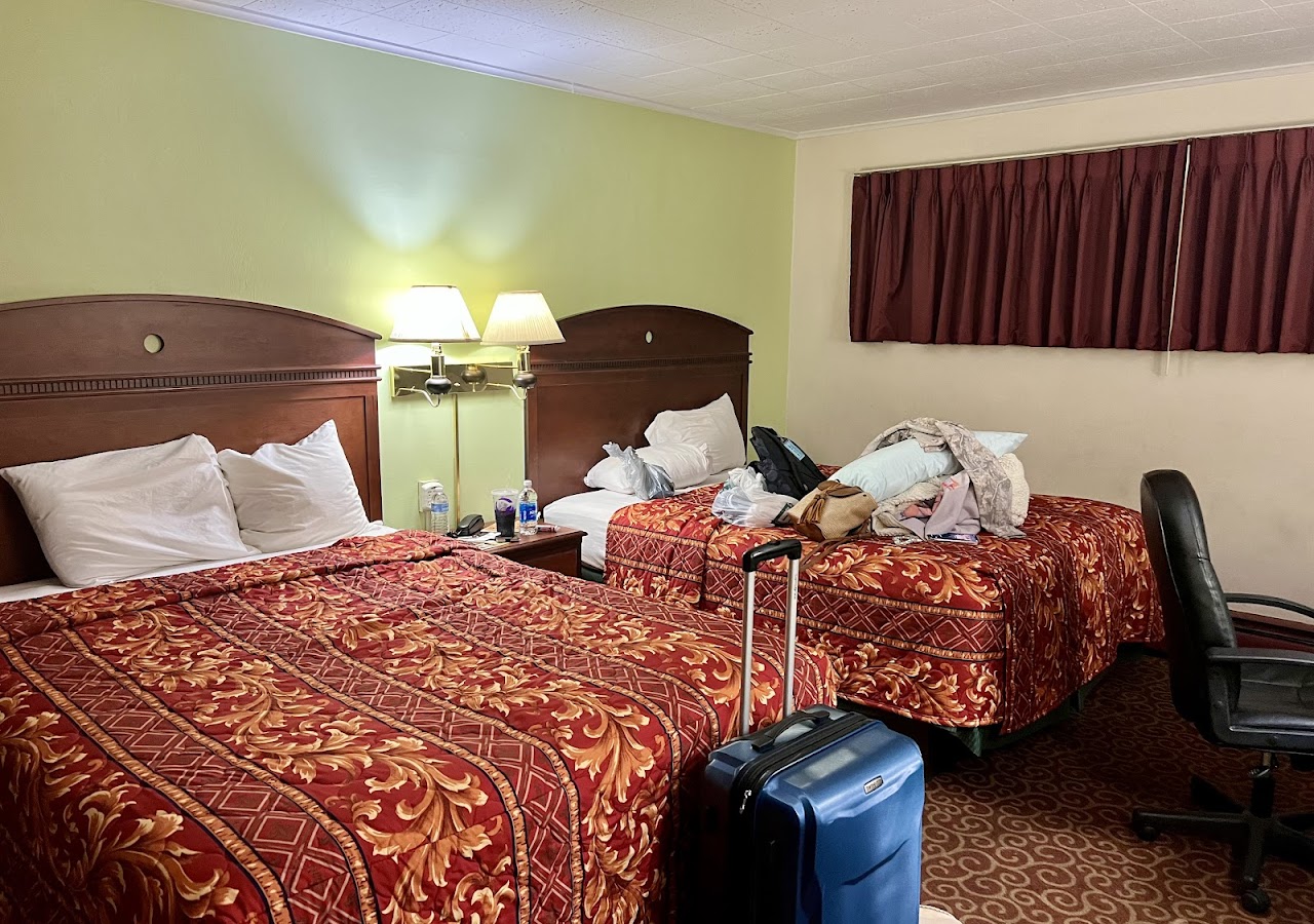 WYE Motor Lodge Duncansville - Altoona — photo 2
