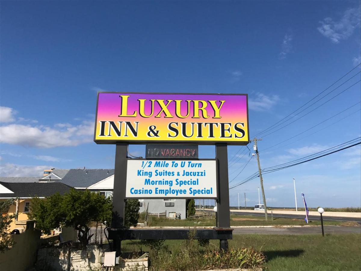 Luxury Inn — photo 1