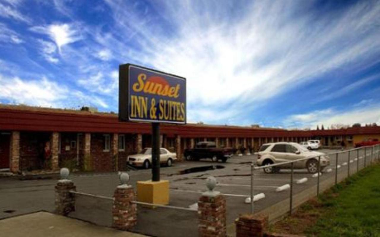 Sunset Inn and Suites West Sacramento — photo 1
