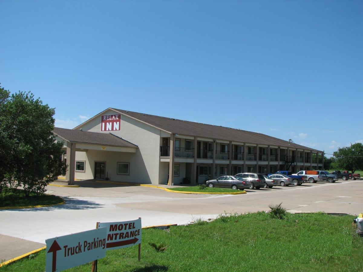 Relax Inn — photo 1