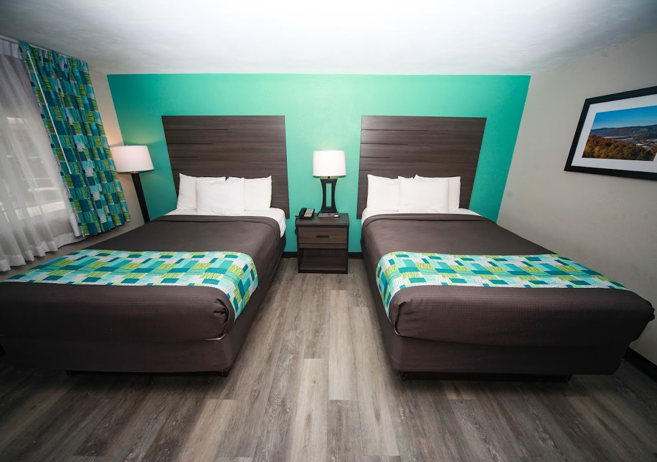 Relax Inn - Bradford — photo 3