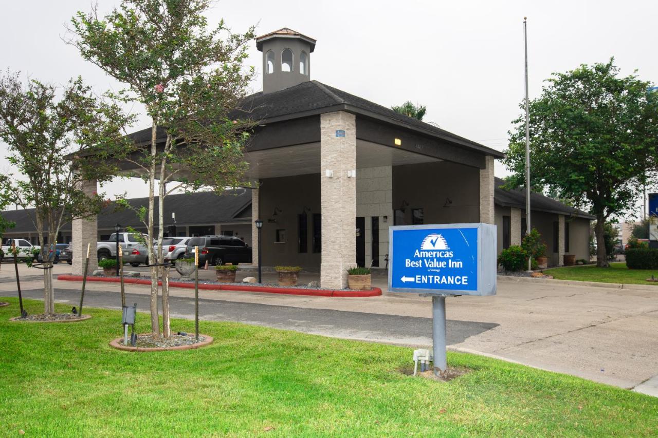 Americas Best Value Inn Harlingen — photo 1