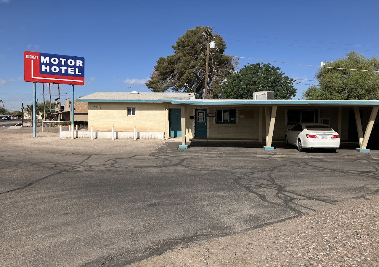 Buckeye Motor Hotel — photo 1