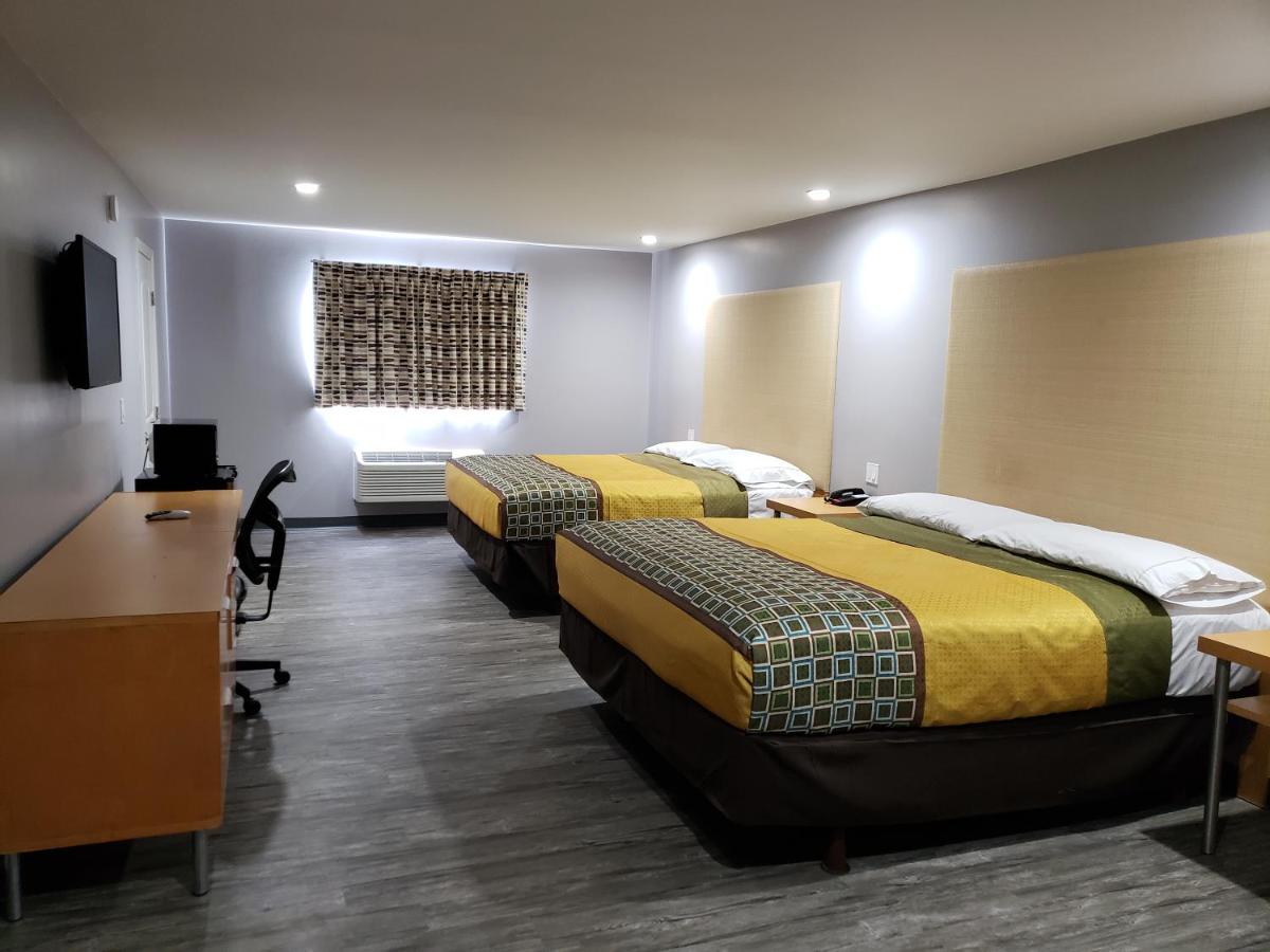 Regal Inn - Los Angeles — photo 1