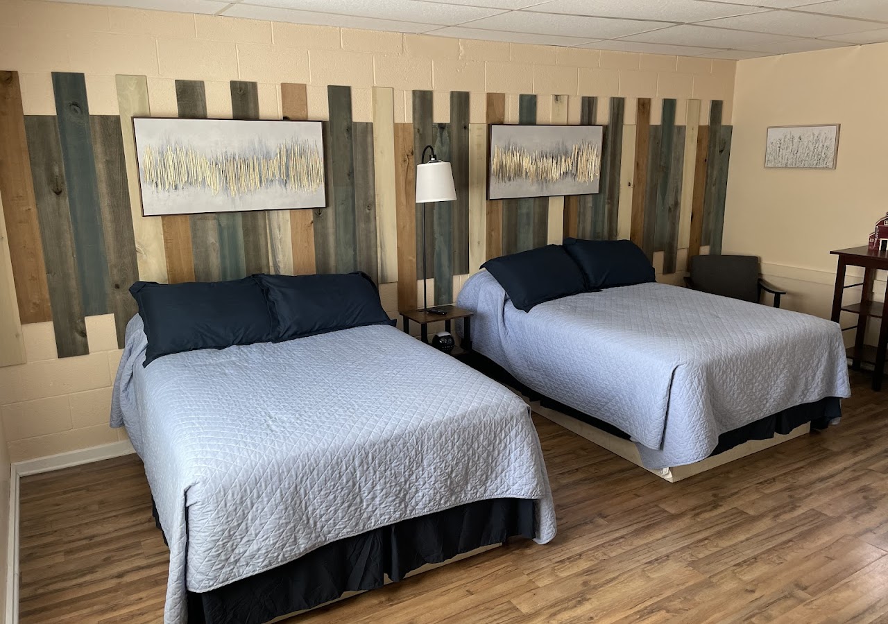 Riverview Inn & Cabins — photo 2