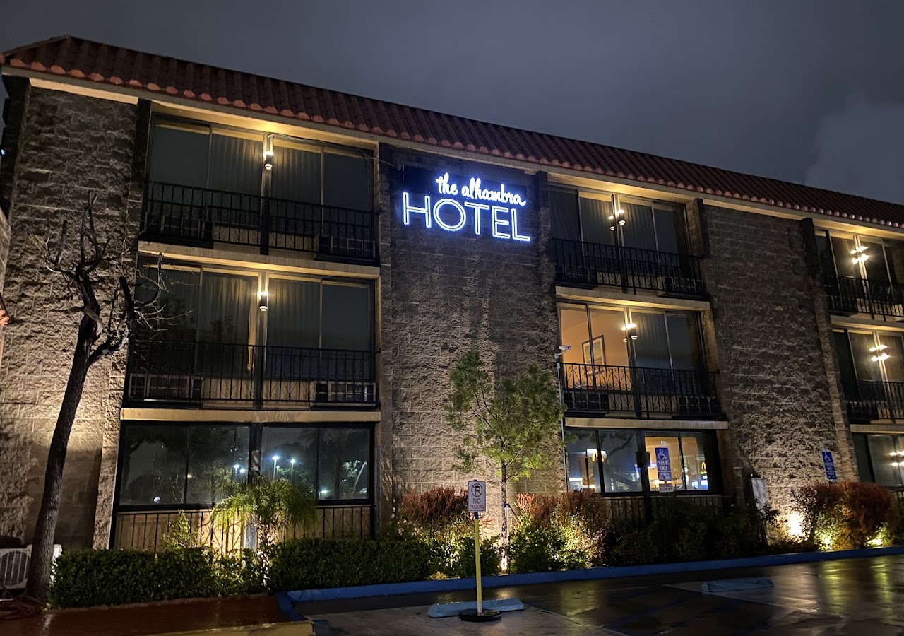 The Alhambra Hotel — photo 3