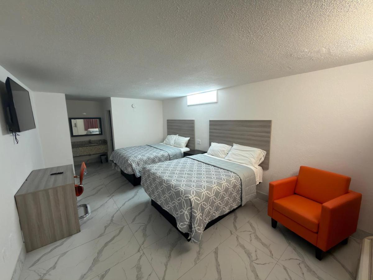 Apollo Inn — photo 1