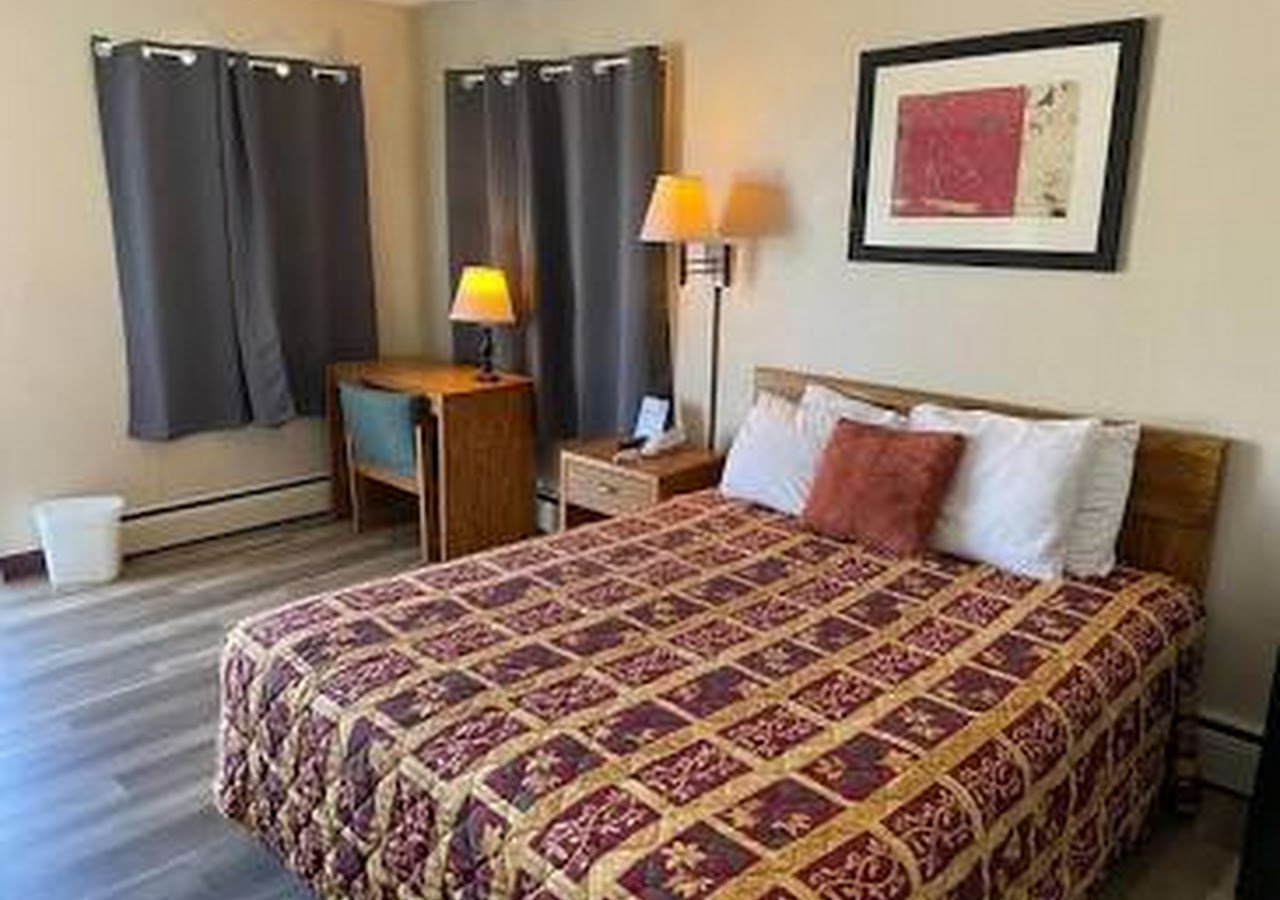Rivers Inn Motel — photo 1