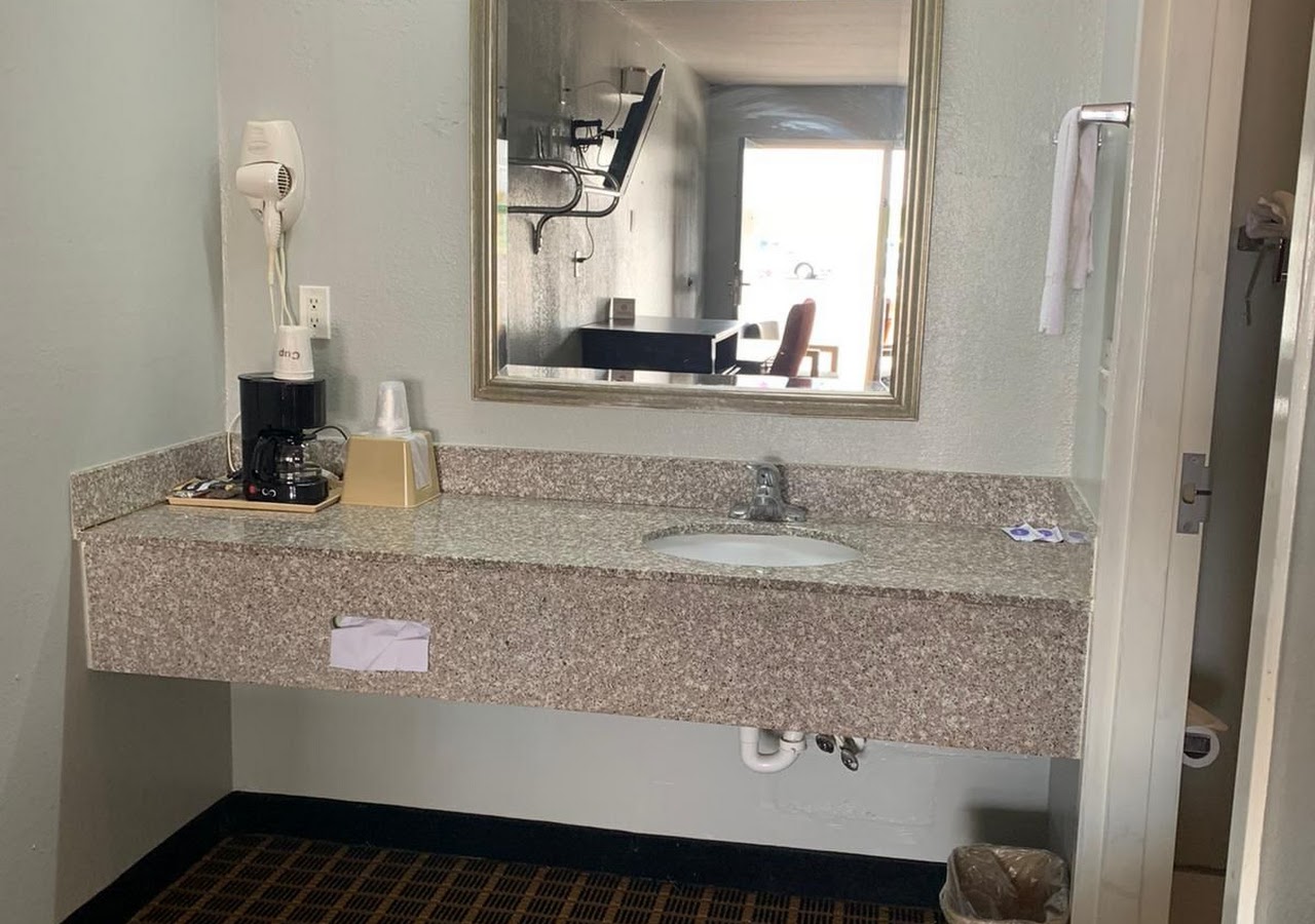 Lake Seminole Inn — photo 3