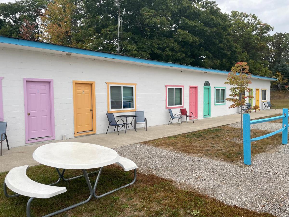 Riverview Inn — photo 1